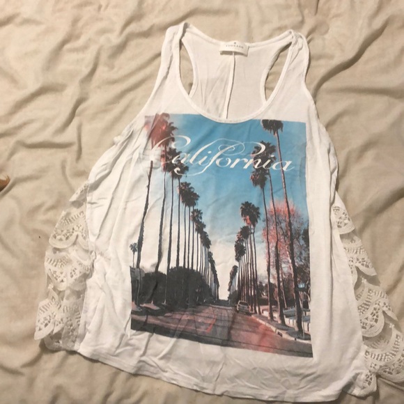 Cute California tank top - Picture 1 of 1